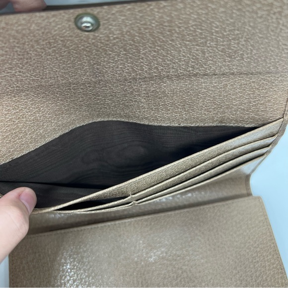 Gucci Wallet - Long Trifold in Tan Leather - Picture 7 of 16